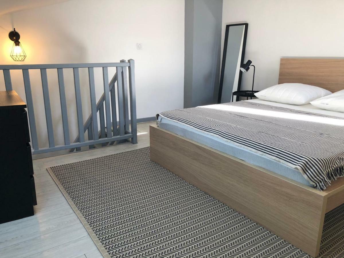 Charming Duplex With Terrace Historical City Center Arles Ngoại thất bức ảnh